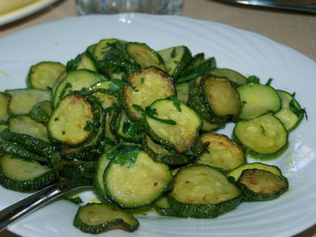 zucchine-fritte-al-basilico