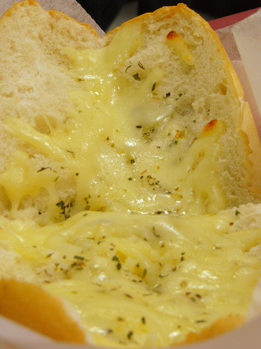 pane formaggio e pere