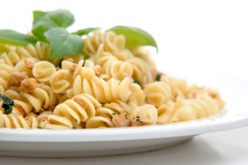 ricette pasta fredda fusilli menta limone tonno