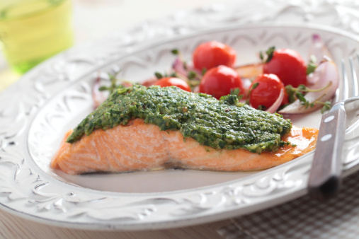 salmone crosta pesto genovese