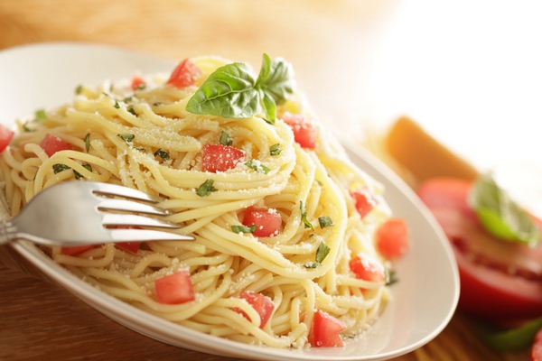 spaghetti pomodoro crudo