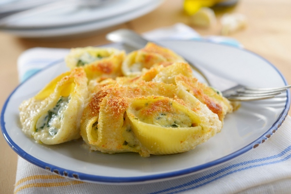 conchiglioni ripieni di ricotta e spinaci