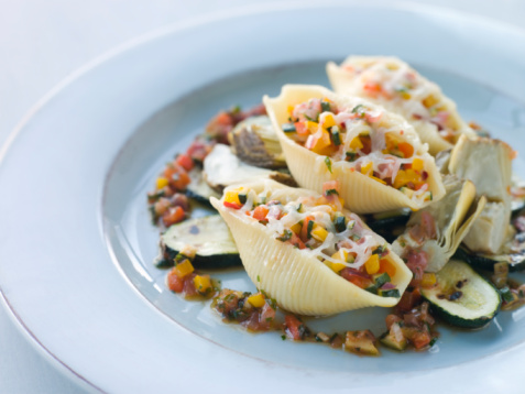 conchiglioni ripieni di verdure e ricotta