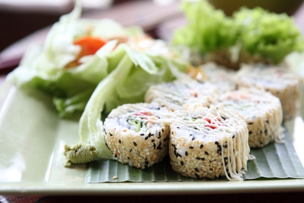 sushi vegetariano senza alga