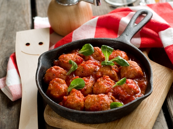 cous cous con polpettine al pomodoro