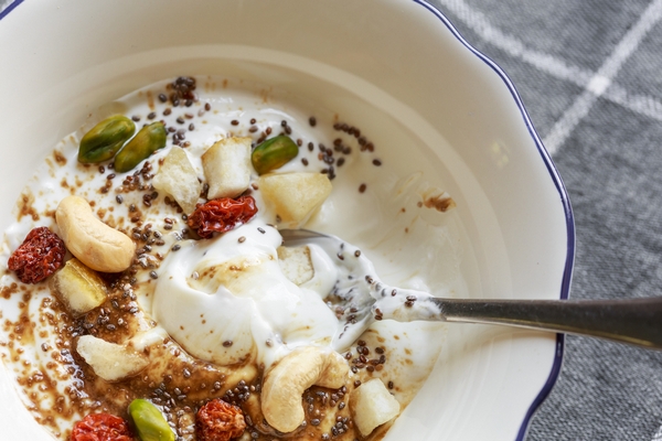 yogurt e semi di chia