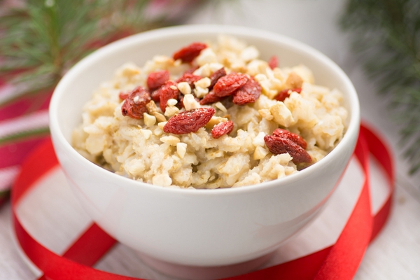 porrigde di crusca d avena e bacche goji