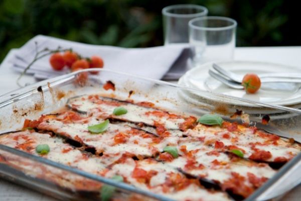 Parmigiana di melanzane arrostite e leggera