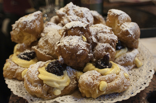 zeppole