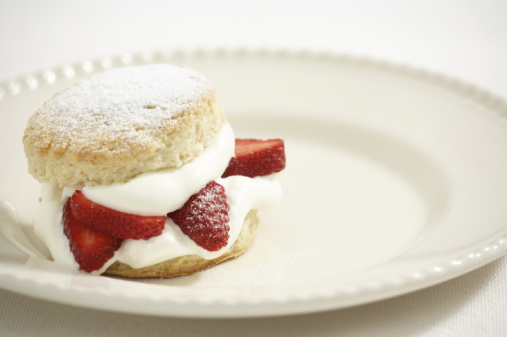 Ricette dolci scones panna fragola