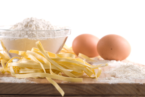 fettuccine fatte casa mano dosi ingredienti