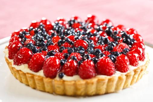 Crostata ricotta fragole mirtilli