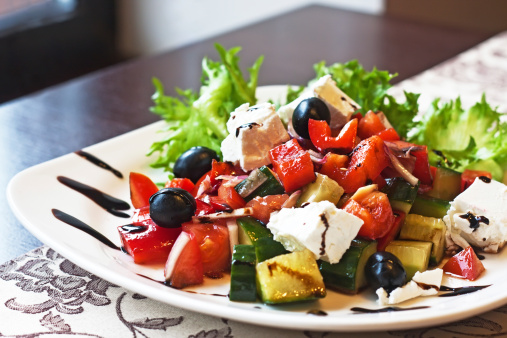 Insalata greca zucchine