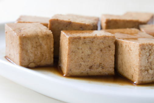 Tofu marinato salsa soia