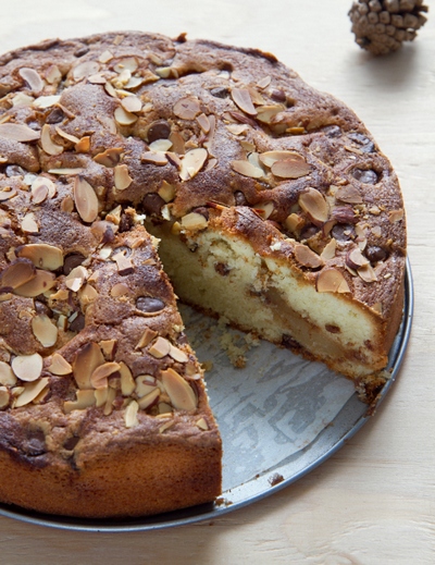 torta pere mandorle gocce di cioccolato