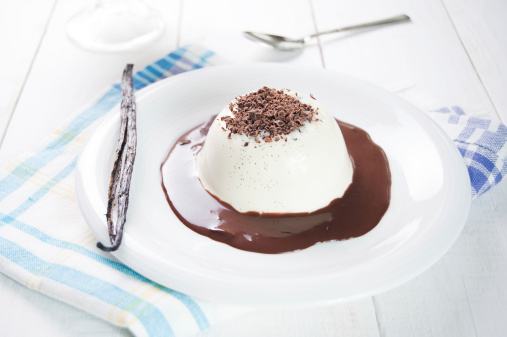 Panna cotta vaniglia salsa cioccolato