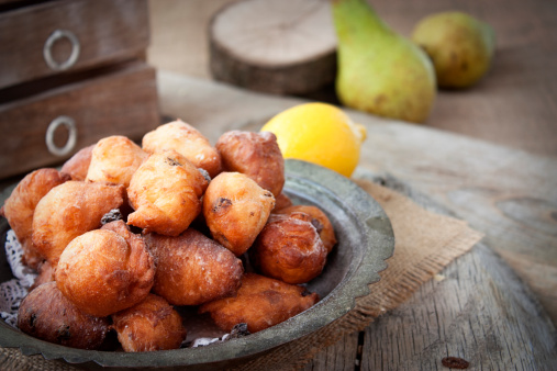 Frittelle ripiene di amarene menù Benedetta