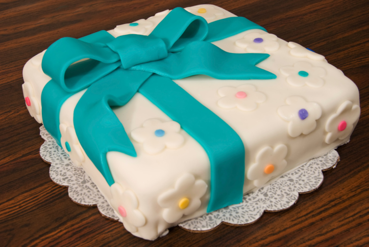 Fondant Gift Cake