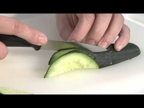 Come realizzare dei ventagli con i cetrioli (VIDEO)