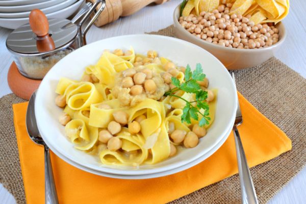 Pasta e ceci di Anna Moroni