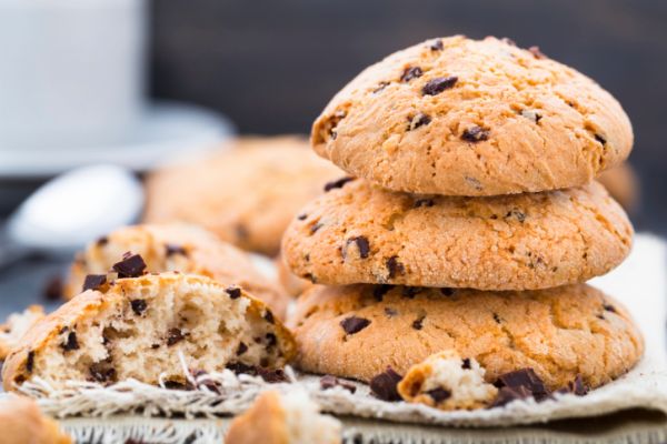 Biscotti con gocce di cioccolato