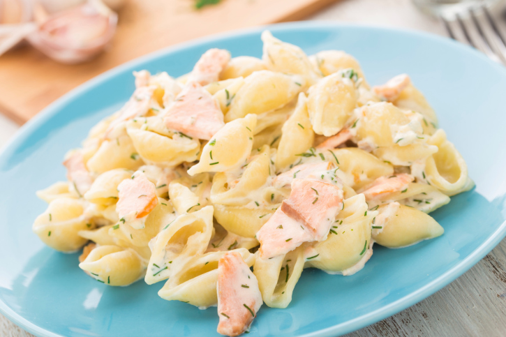 Pasta robiola e salmone