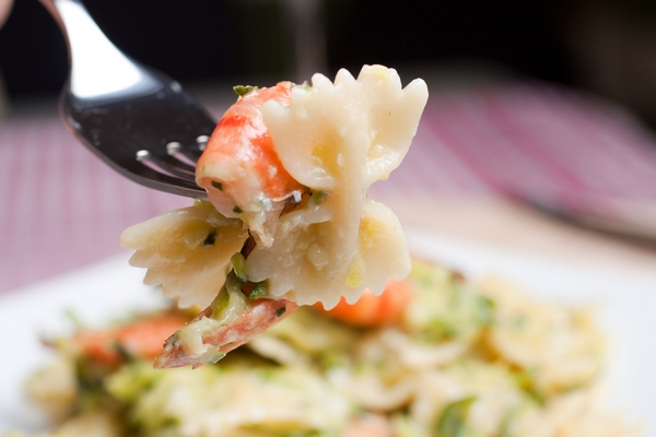 farfalle pesto gamberetti