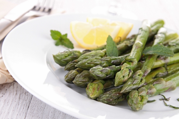 insalata asparagi gamberi