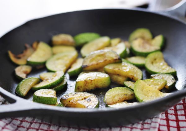 zucchine padella formaggio