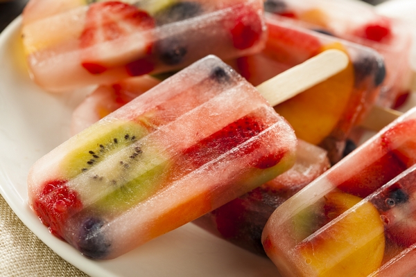 5 ghiaccioli alla frutta fatti in casa
