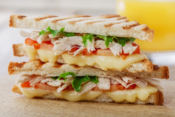 Tramezzini di pollo al Camembert | Ginger &amp; Tomato