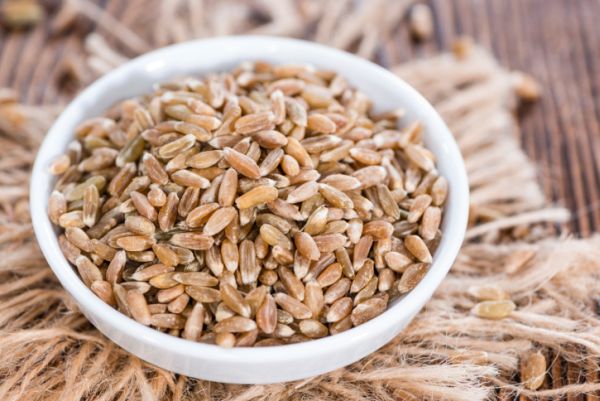 Insalata farro ceci, farro con le carote