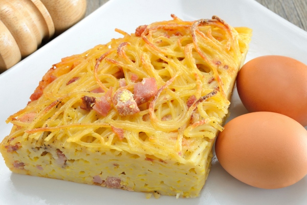 Frittata pasta salame provolone