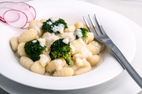 Gnocchi ricotta crema broccolo romano