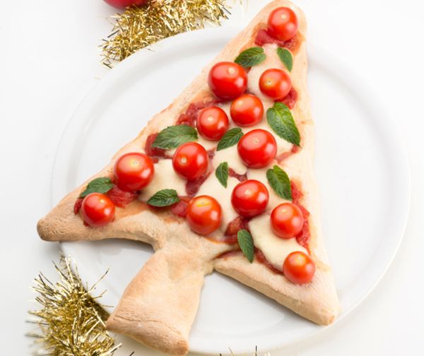 Pizza forma albero Natale