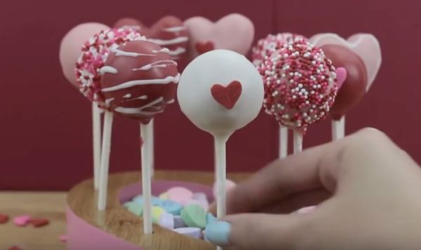 Cake pops San Valentino (VIDEO)