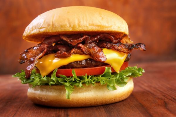 Hamburger bacon ricetta