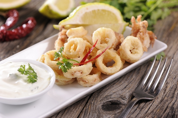 anelli calamari fritti salsa lime