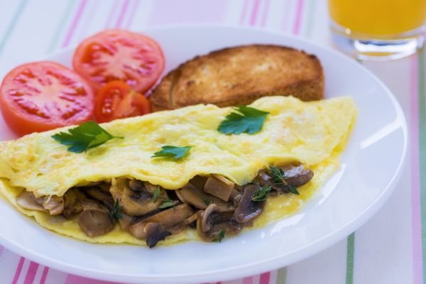 Omelette con funghi e spinaci