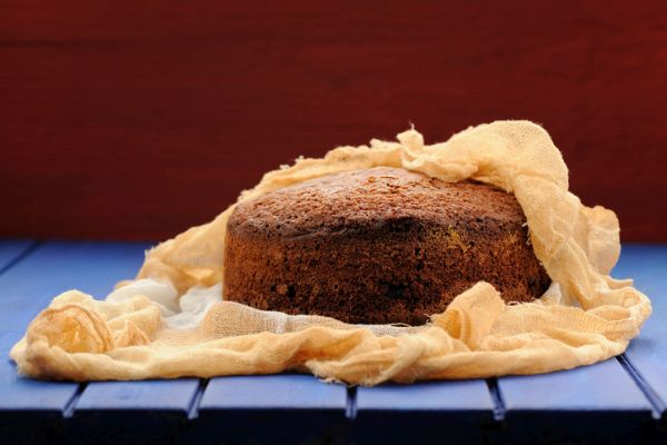 Torta di pane e amaretti