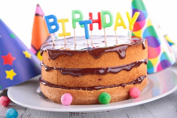 Come decorare una torta di compleanno per bambini