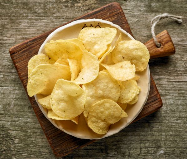 Patatine chips fatte in casa senza olio ricetta