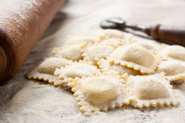 Ravioli al pesto di nocciole e mascarpone