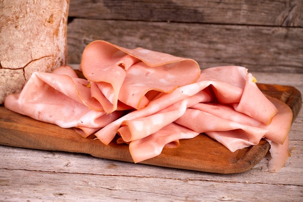 affettati, pane, cuori fritti di san valentino con la mortadella, Bresciane con la mortadella , mortadella