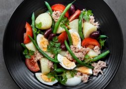 condiglione , Salad Nicoise, insalata nizzarda