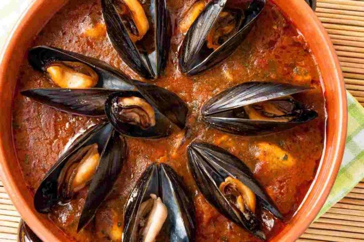 zuppa di cozze napoletana