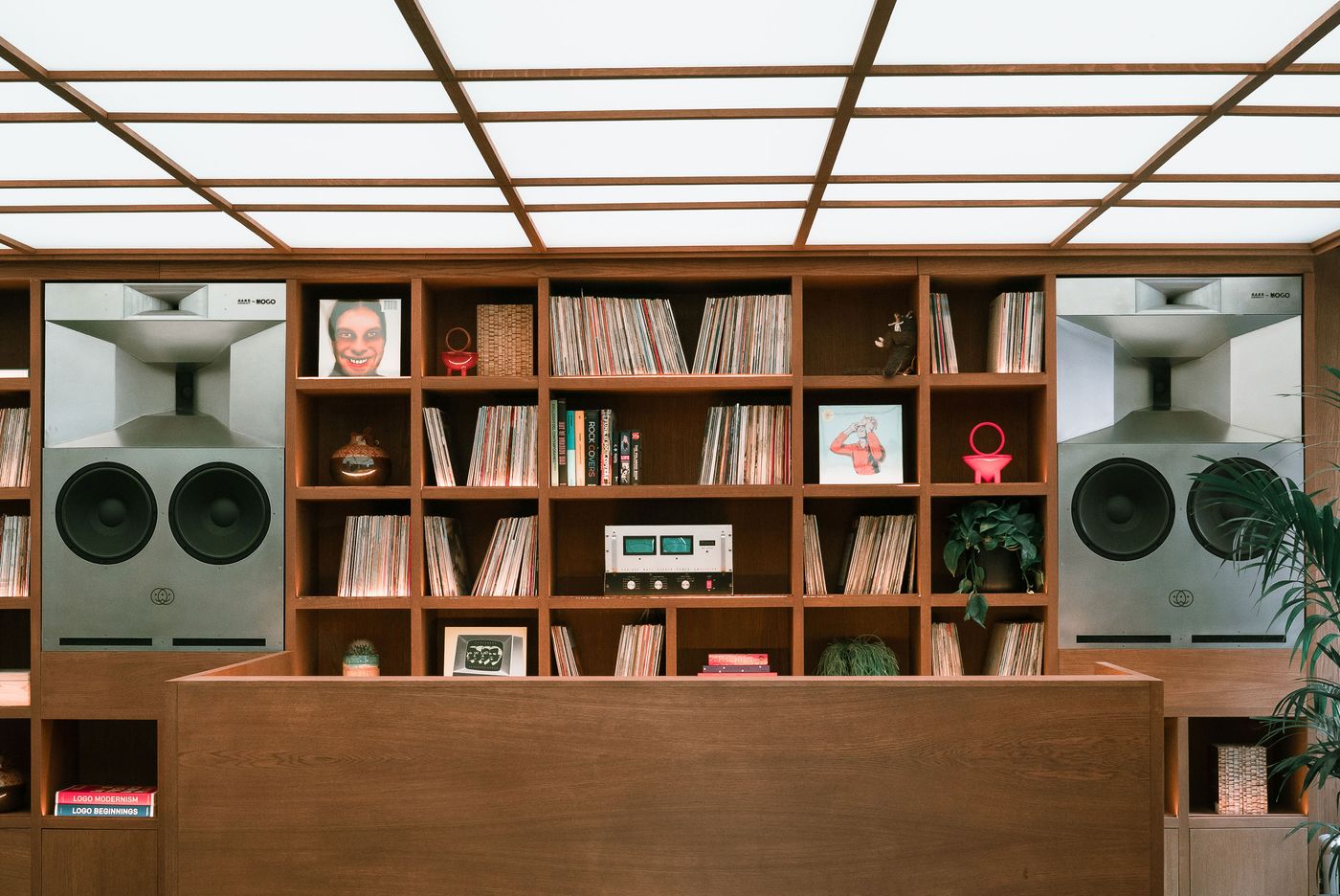 Mogo HI-Fi Bar & Dining